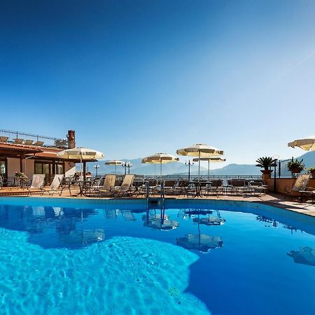 Hotel La Vue D'Or Соренто Екстериор снимка