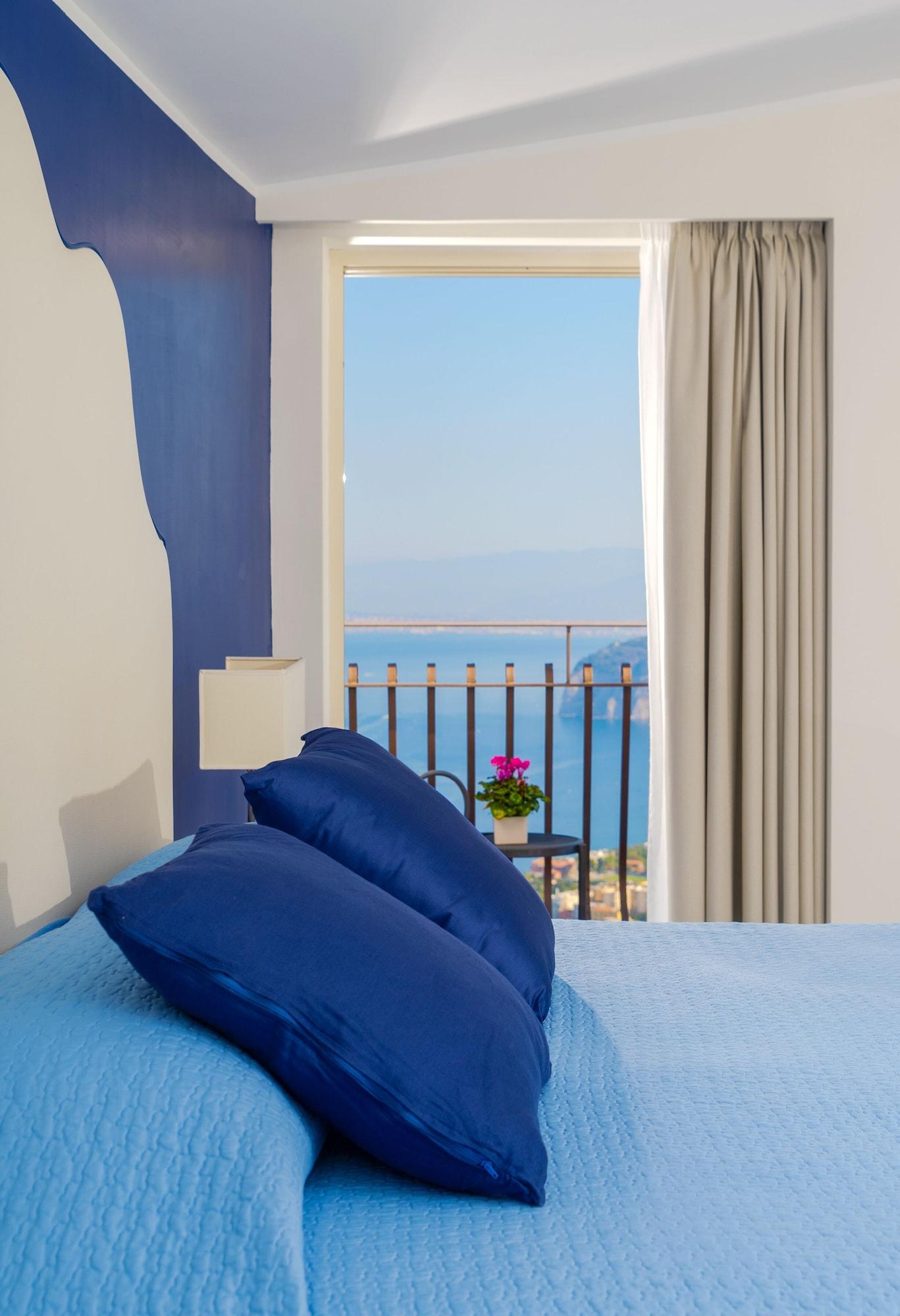 Hotel La Vue D'Or Соренто Екстериор снимка