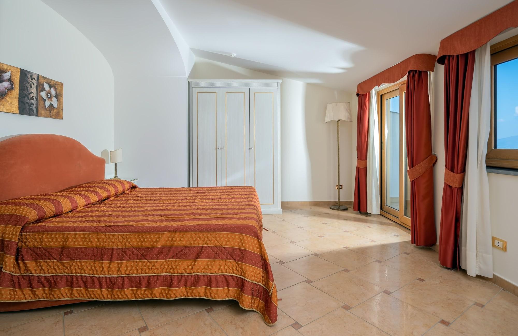 Hotel La Vue D'Or Соренто Екстериор снимка