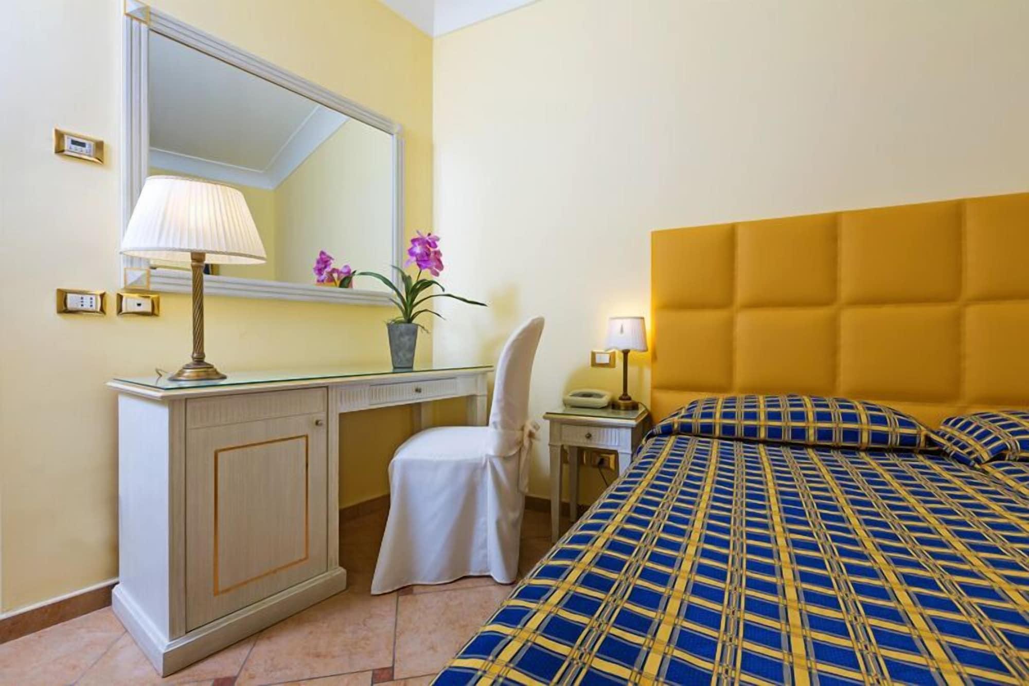 Hotel La Vue D'Or Соренто Екстериор снимка