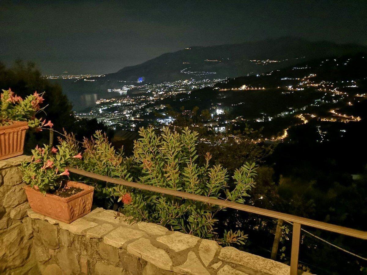 Hotel La Vue D'Or Соренто Екстериор снимка