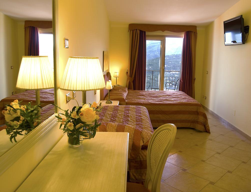 Hotel La Vue D'Or Соренто Екстериор снимка