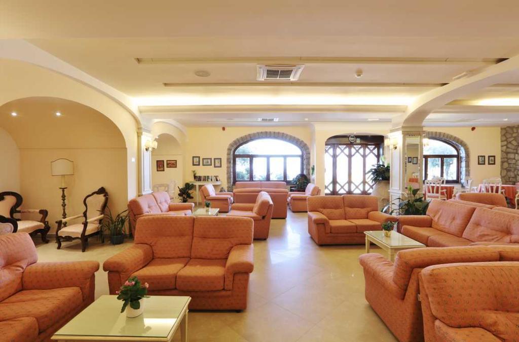 Hotel La Vue D'Or Соренто Екстериор снимка