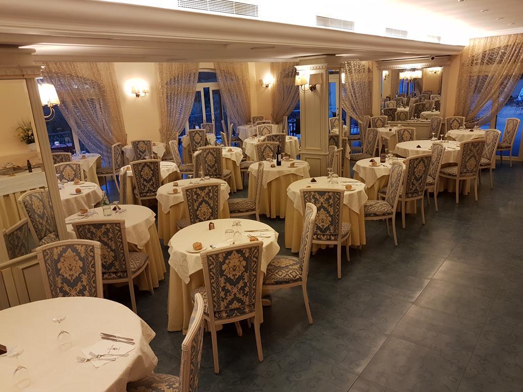 Hotel La Vue D'Or Соренто Екстериор снимка